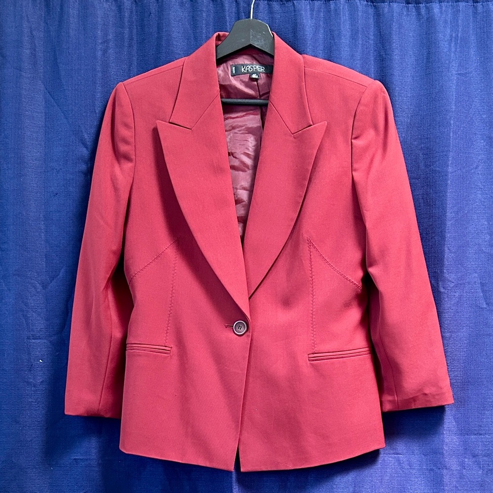 Kasper | Petite Notch Collar Long Sleeve Red Blazer Jacket